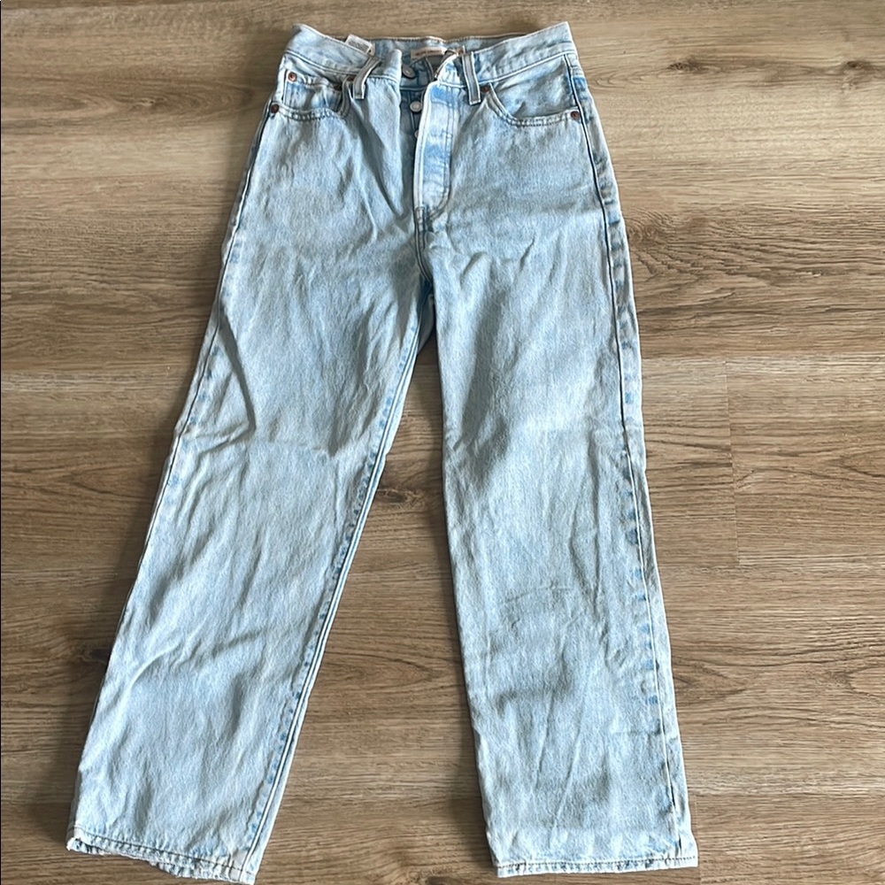 Levi's Ribcage Straight Ankle Jeans - Light Blue